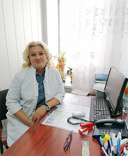 Заведующая поликлиникой